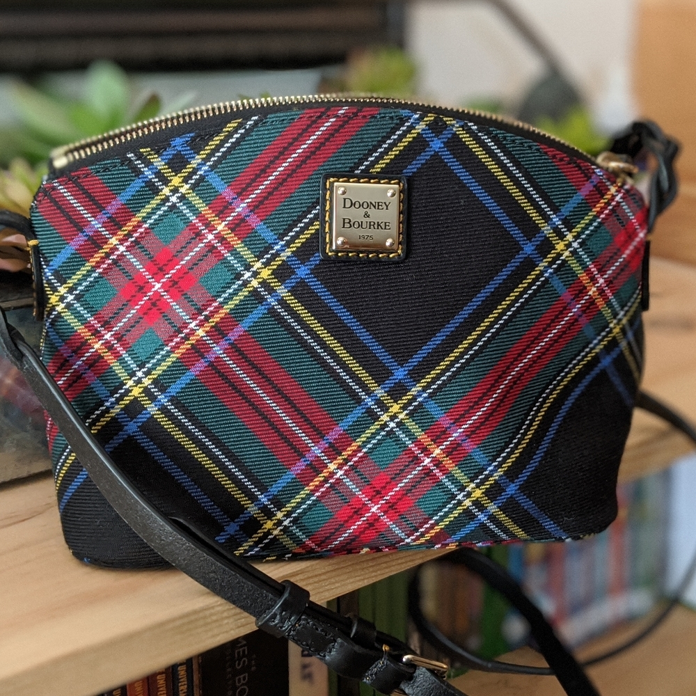 NWOT Dooney & Bourke crossbody
